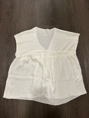 Joie 100% Silk Cream V-Neck Sleeveless Blouse